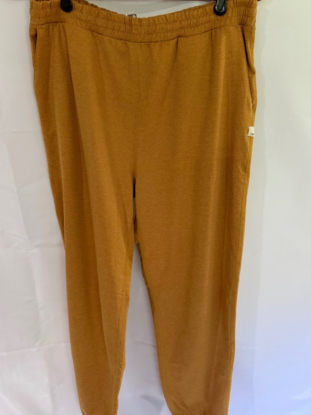 Vuori Flax Heather Performance Joggers Women's Medium VW457.